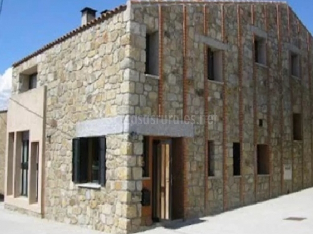 Las Cuatro Chimeneas - Navalespino (Madrid)