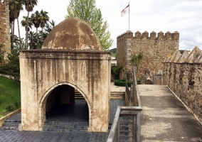 Plaza del Pacífico La Bazana - La Bazana (Badajoz)