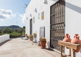 Sala de estar con chimenea