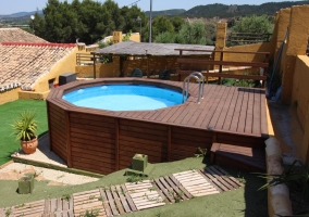 Piscina de madera