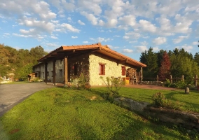 Casa al atardecer