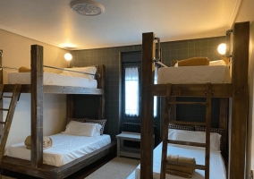 4 Habitación con literas