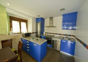 Cocina con barra americana