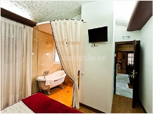 Casa rural montealegre en mozoncillo de juarros (burgos) Bañeras diseño Doble