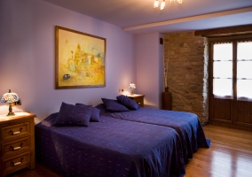 Dormitorio azul de la casa rural