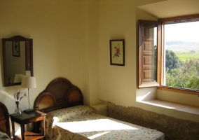 Dormitorio matrimonial de la zona antigua