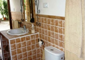 Cuarto de baño con salida al exterior