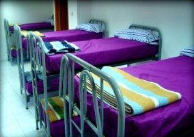 Cama individual en planta alta