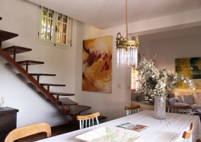 Fachada con flores