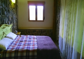 Dormitorio amplio de la casa
