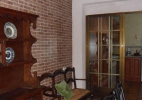 Salón-comedor con alacena