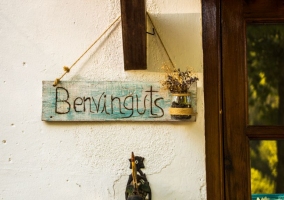 Entrada y bienvenida