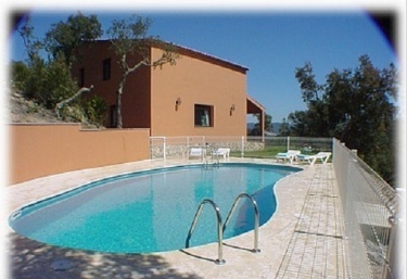 10 Casas Rurales con Piscina en Costa Brava - CasasRurales.net