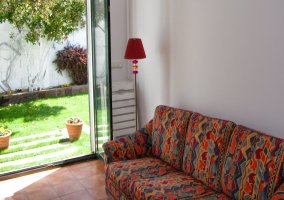 Sala de estar con salida al exterior